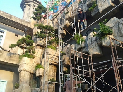 Núi nhân tạo, đá nhân tạo 11