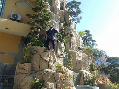 Núi nhân tạo, đá nhân tạo 12