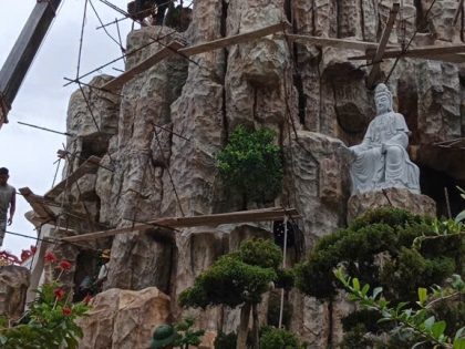 Núi nhân tạo, đá nhân tạo 16