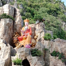 Núi nhân tạo, đá nhân tạo 17