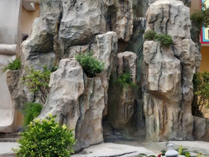 Núi nhân tạo, đá nhân tạo 23