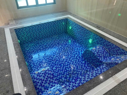 Thi công bể sục matxa 04